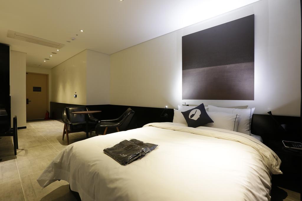Hotel The Designers Incheon Bagian luar foto