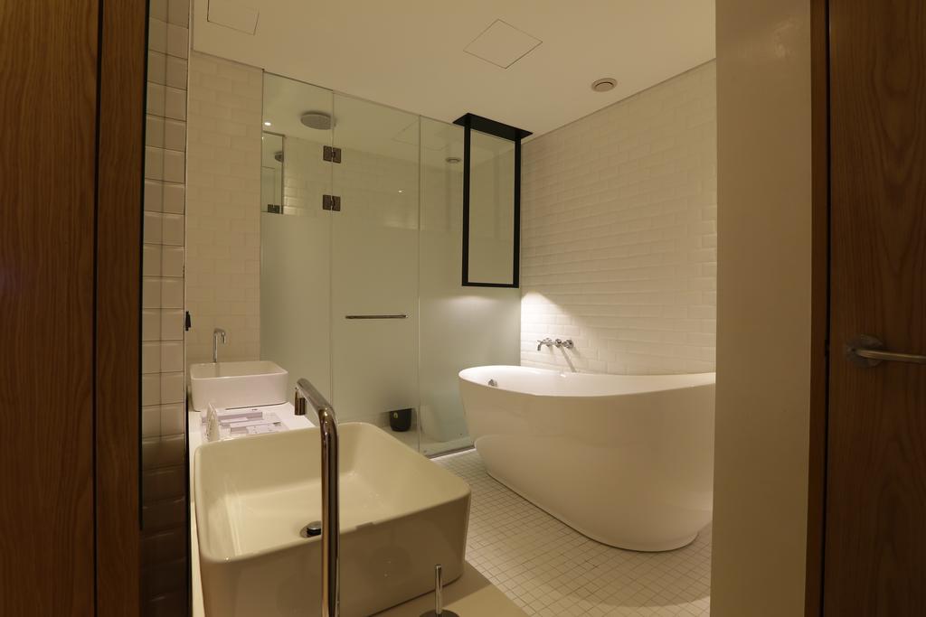 Hotel The Designers Incheon Bagian luar foto
