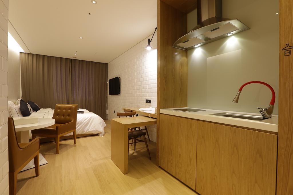 Hotel The Designers Incheon Bagian luar foto