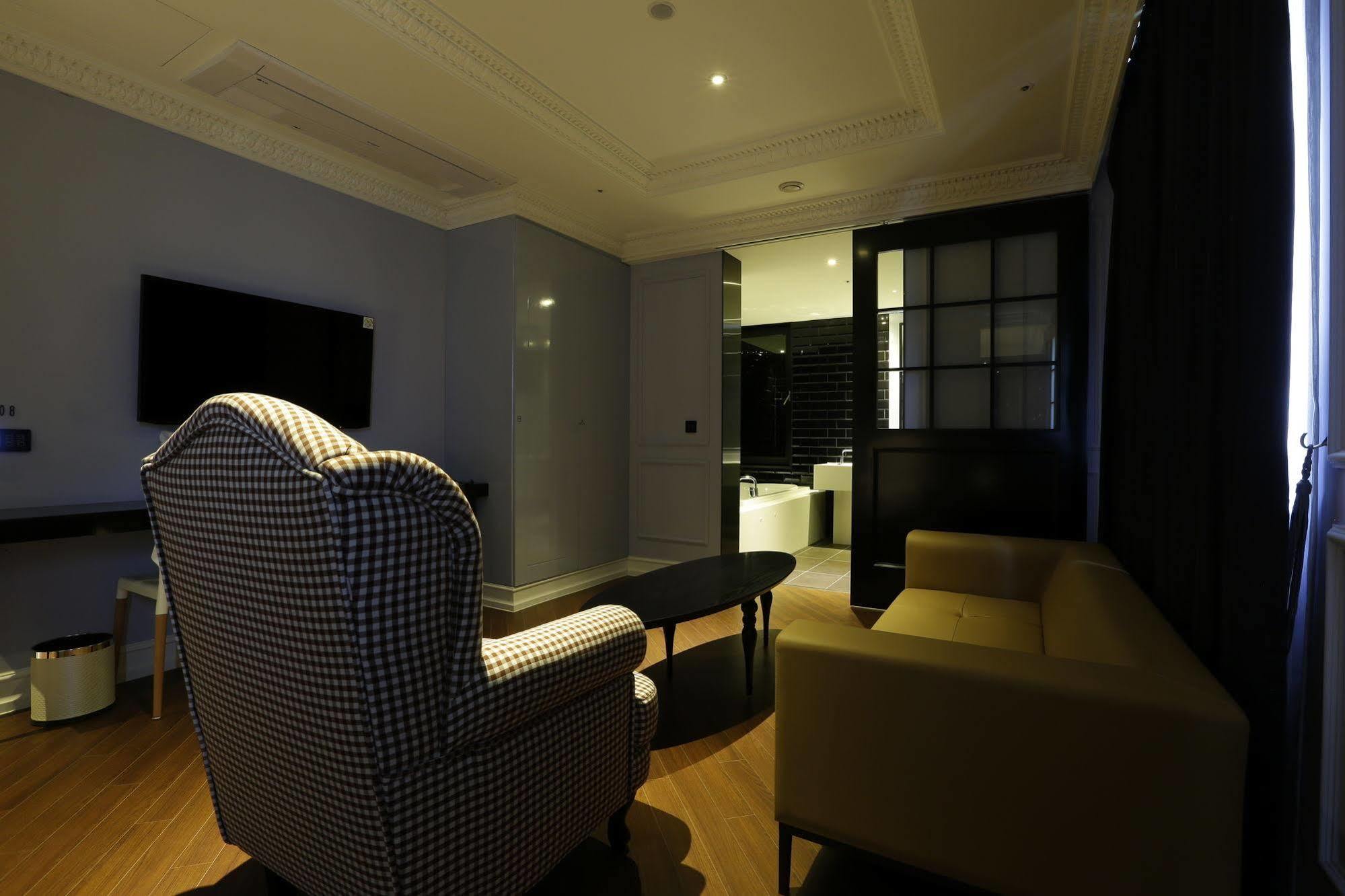 Hotel The Designers Incheon Bagian luar foto